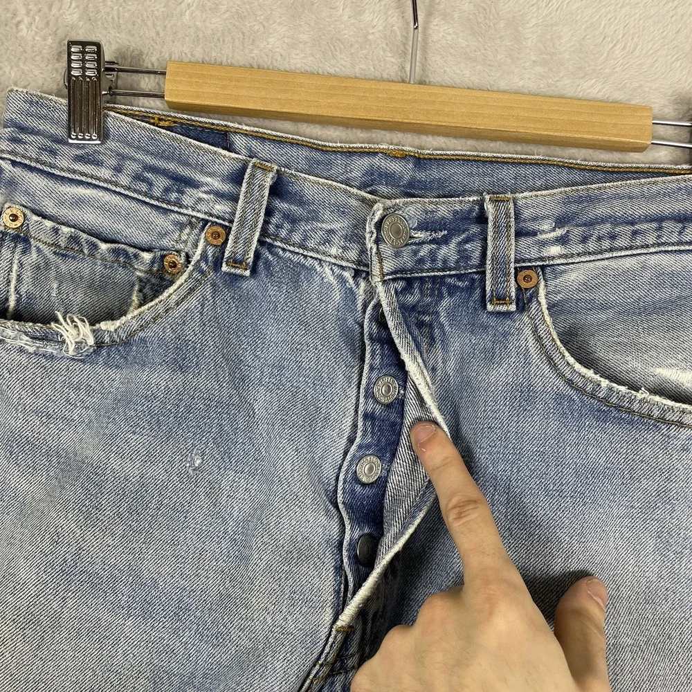 Vtg Levis 501 Jeans Mens 32x34 (fit 30x32) Made in USA 90s Distressed Thrashed